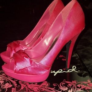 Qupid pink high heel pumps